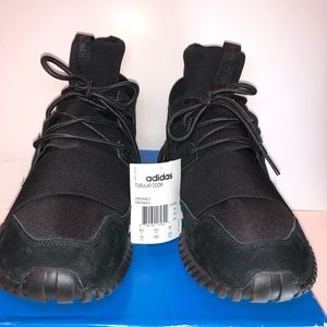 Adidas Tubular Dooms Size 10 VNDS